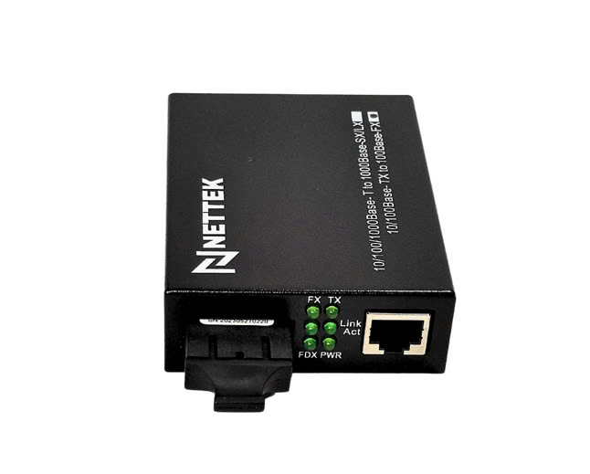 Bộ chuyển đổi quang điện 2 sợi quang tốc độ 10/100 Mbps NETTEK. Mã T-1F1E-SC20 Bộ chuyển đổi quang điện 2 sợi quang tốc độ 10/100 Mbps NETTEK. Mã T-1F1E-SC20